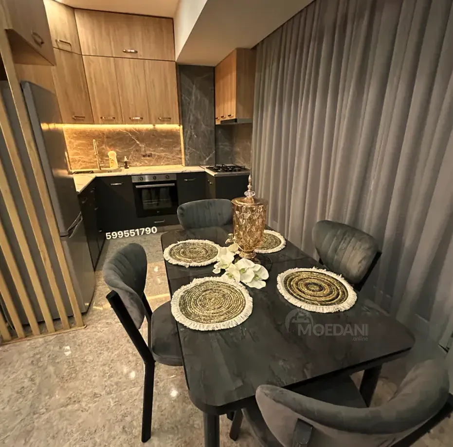 ქირავდება 2 ოთახიანი ბინა 100მ² 1/10 სართ თბილისი - photo 4