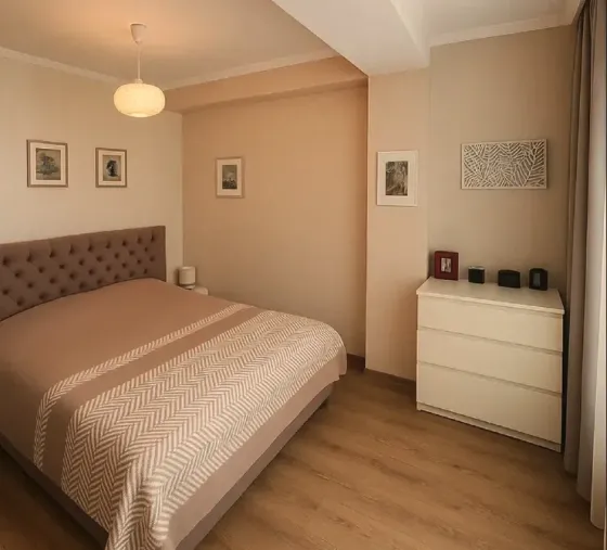 იყიდება 3 ოთახიანი ბინას 53მ² 3/11 სართ თბილისი