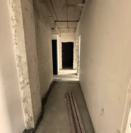 იყიდება 3 ოთახიანი ბინას 71მ² 5/9 სართ თბილისი