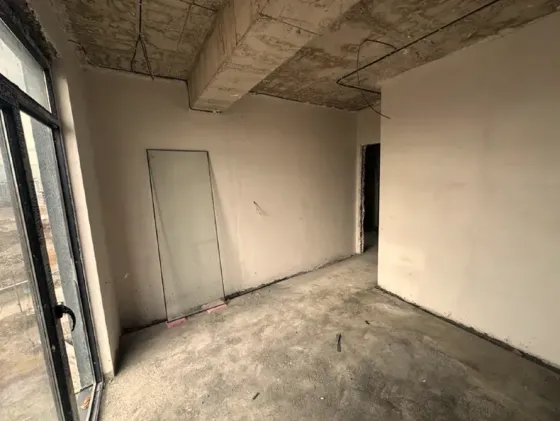 იყიდება 3 ოთახიანი ბინას 71მ² 5/9 სართ თბილისი