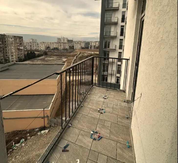 იყიდება 3 ოთახიანი ბინას 71მ² 5/9 სართ თბილისი - photo 7