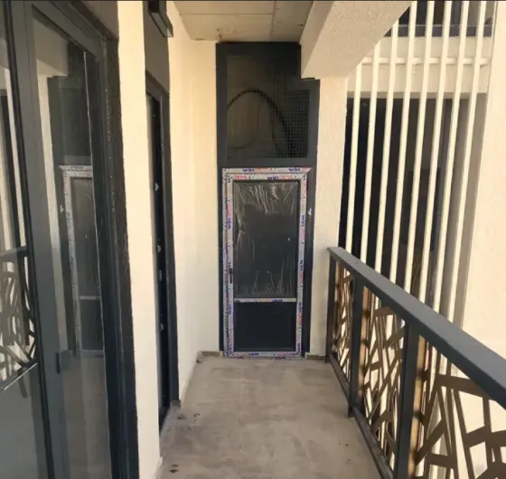 იყიდება 2 ოთახიანი ბინას 54.5მ² 8/10 სართ თბილისი