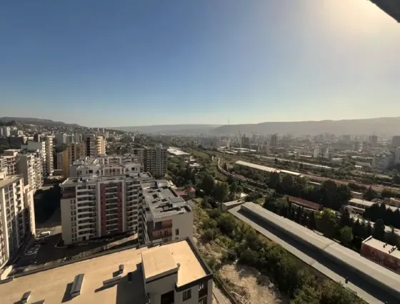 იყიდება 3 ოთახიანი ბინას 85მ² 19/22 სართ თბილისი