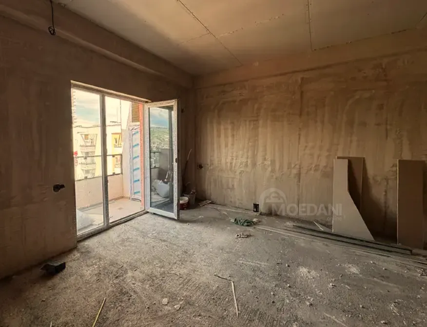 იყიდება 2 ოთახიანი ბინას 47მ² 10/10 სართ თბილისი - photo 5