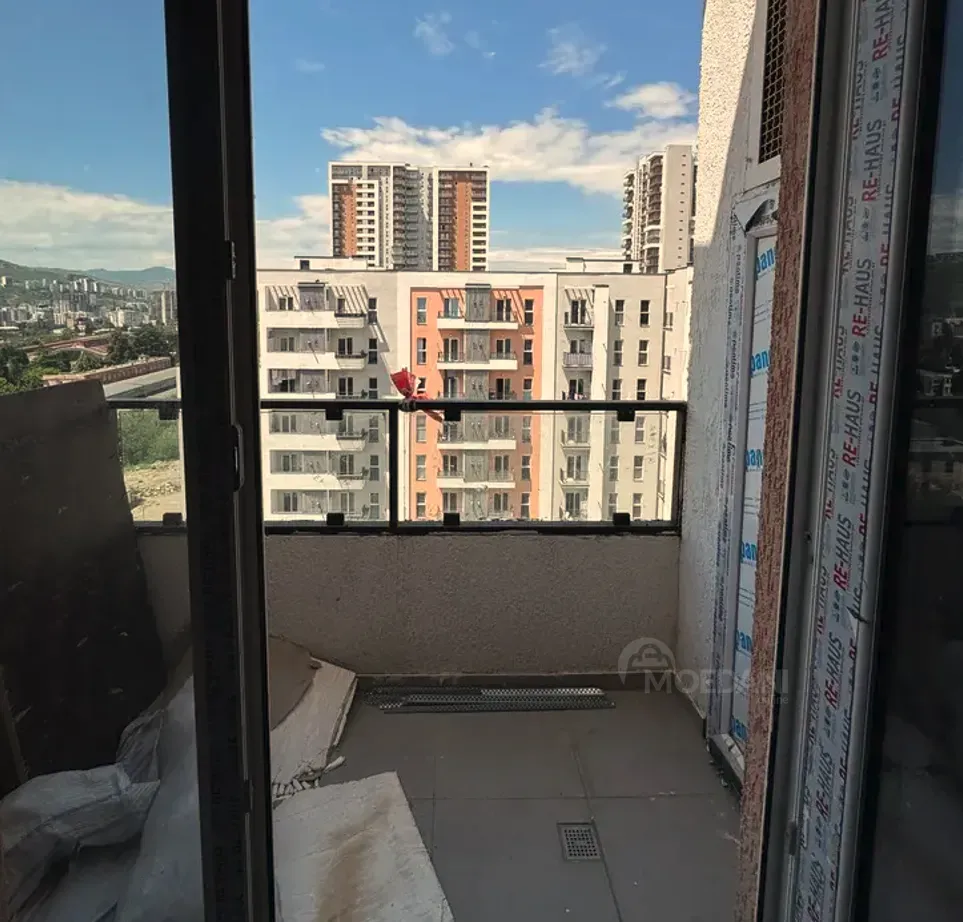 იყიდება 2 ოთახიანი ბინას 47მ² 10/10 სართ თბილისი - photo 1