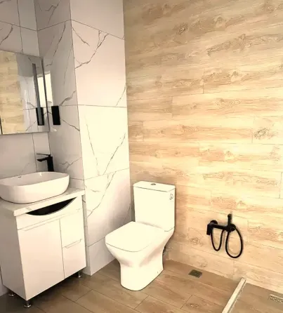 იყიდება 2 ოთახიანი ბინას 55მ² 4/8 სართ თბილისი