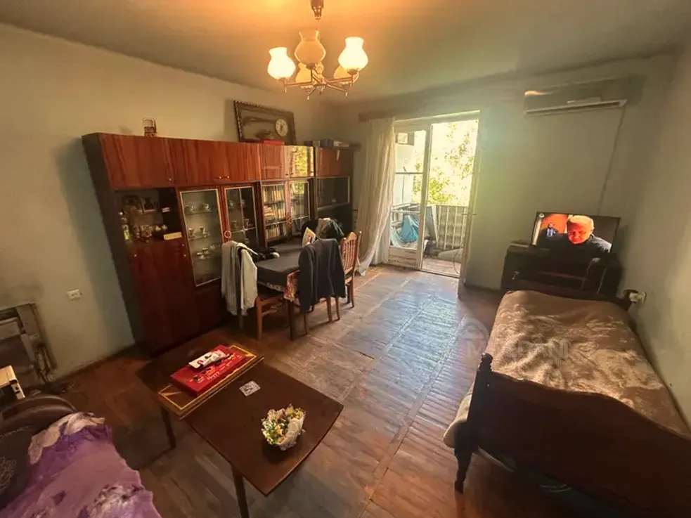 იყიდება 3 ოთახიანი ბინას 65მ² 6/8 სართ თბილისი - photo 12