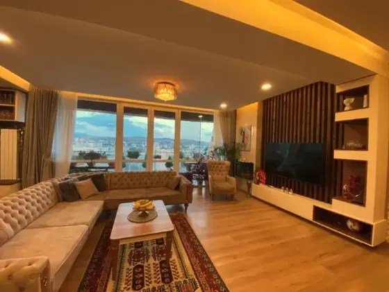 იყიდება 4 ოთახიანი ბინას 205მ² 11/24 სართ თბილისი