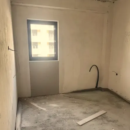 იყიდება 2 ოთახიანი ბინას 45მ² 6/10 სართ თბილისი