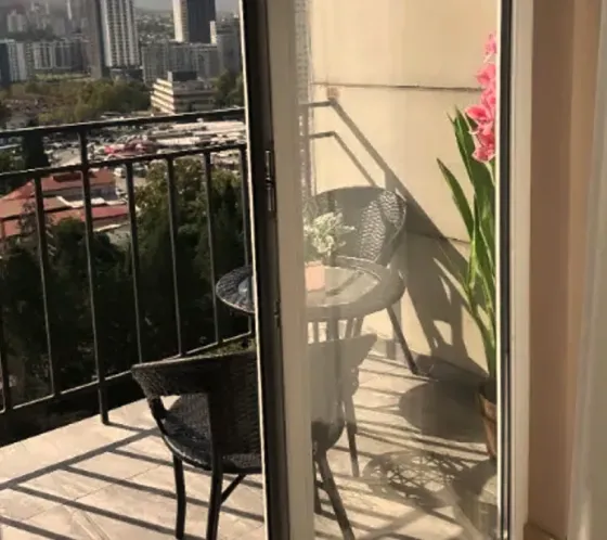 იყიდება 2 ოთახიანი ბინას 63მ² 11/18 სართ თბილისი