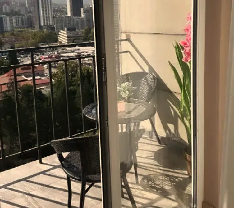 იყიდება 2 ოთახიანი ბინას 63მ² 11/18 სართ თბილისი - photo 2