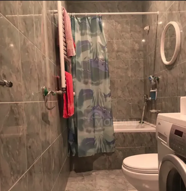 იყიდება 5 ოთახიანი ბინას 135მ² 2/4 სართ თბილისი - photo 2