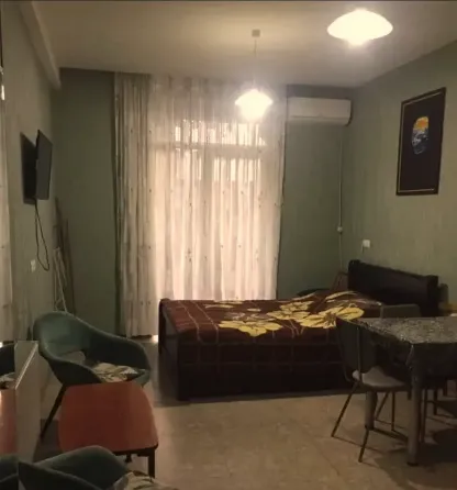 იყიდება 2 ოთახიანი ბინას 30მ² 8/12 სართ თბილისი