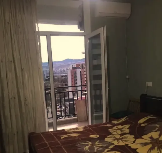 იყიდება 2 ოთახიანი ბინას 30მ² 8/12 სართ თბილისი