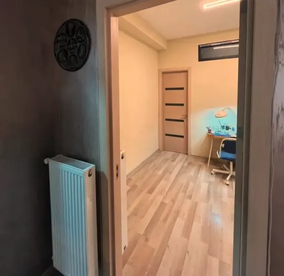 Selling 3 apartment $130 000  in Tbilisi  80м² 2/9 floor Tbilisi