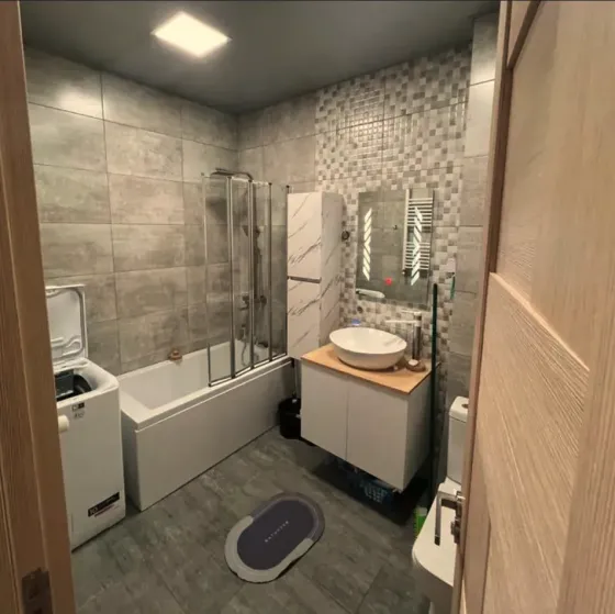 Selling 3 apartment $130 000  in Tbilisi  80м² 2/9 floor Tbilisi