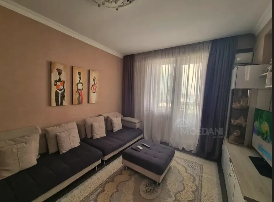 იყიდება 3 ოთახიანი ბინას 82მ² 4/15 სართ თბილისი - photo 1