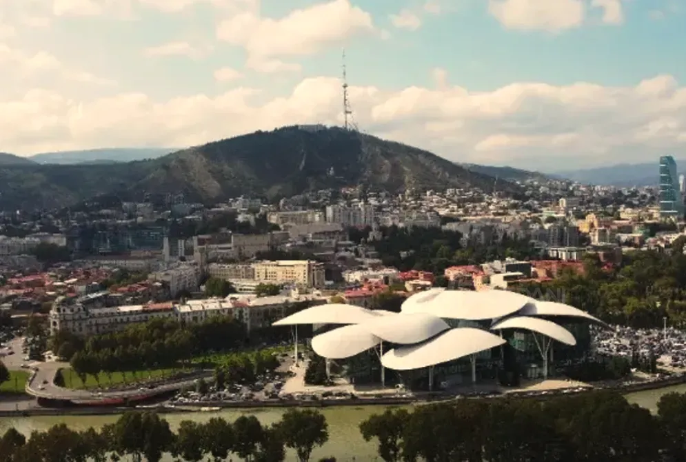 იყიდება 4 ოთახიანი ბინას 141.79მ² 2/2 სართ თბილისი - photo 7