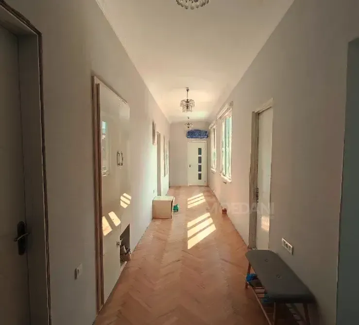 იყიდება 4 ოთახიანი ბინას 141.79მ² 2/2 სართ თბილისი - photo 1