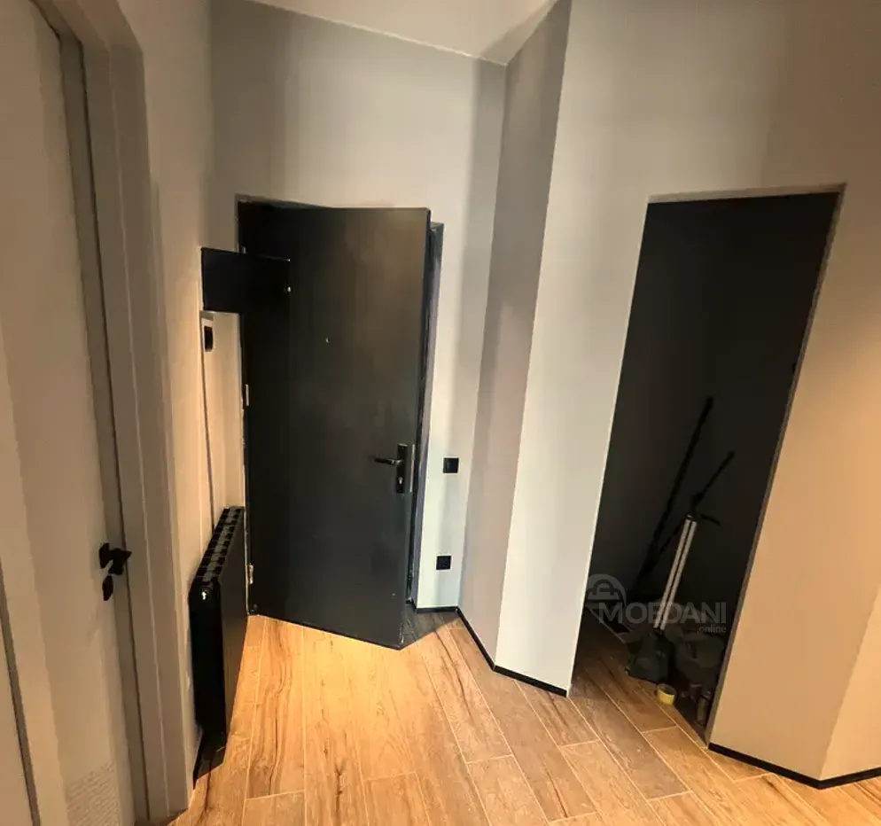 იყიდება 3 ოთახიანი ბინას 76მ² 12/16 სართ თბილისი - photo 2