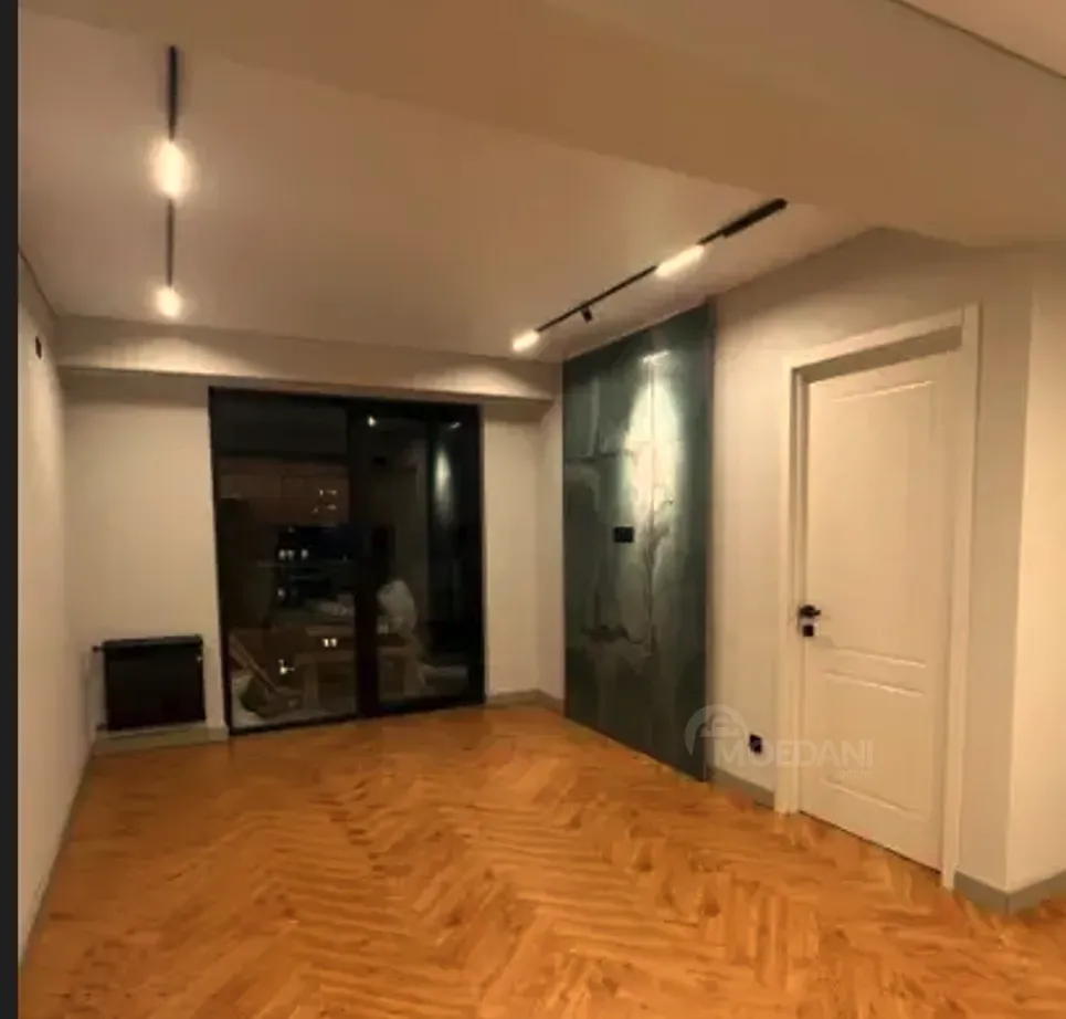 იყიდება 3 ოთახიანი ბინას 74მ² 2/5 სართ თბილისი - photo 1