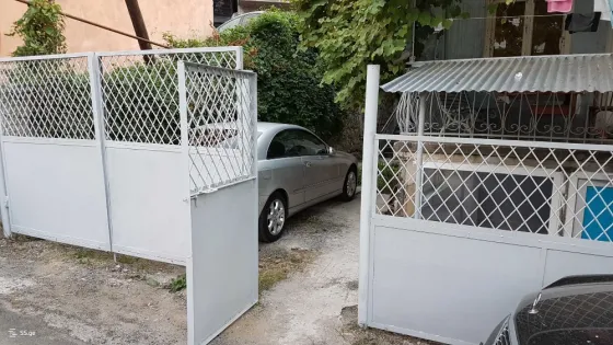 იყიდება სახლი 224м² ბორჯომი