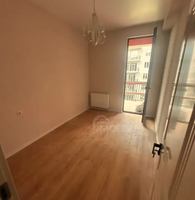 იყიდება 2 ოთახიანი ბინას 50მ² 5/7 სართ თბილისი - photo 2