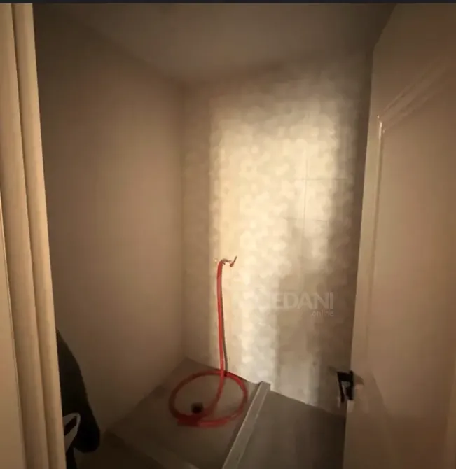 იყიდება 2 ოთახიანი ბინას 50მ² 5/7 სართ თბილისი - photo 9