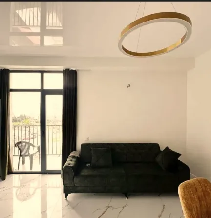 იყიდება 3 ოთახიანი ბინას 64მ² 4/7 სართ თბილისი