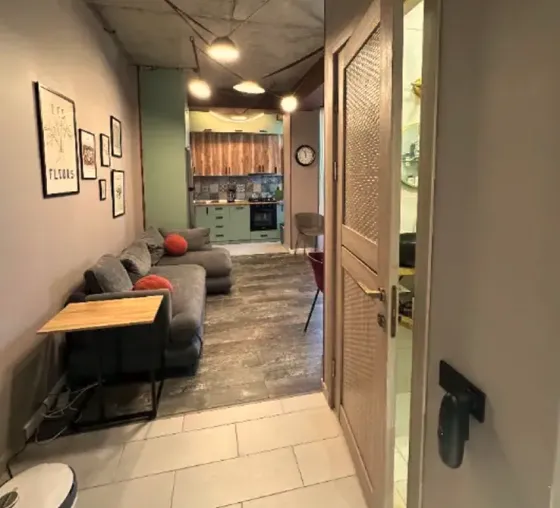 იყიდება 3 ოთახიანი ბინას 71მ² 10/14 სართ თბილისი