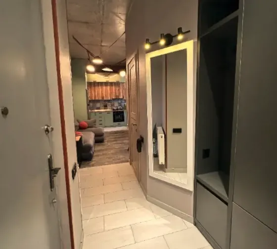 იყიდება 3 ოთახიანი ბინას 71მ² 10/14 სართ თბილისი