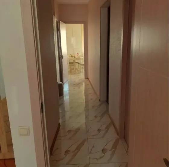 იყიდება 4 ოთახიანი ბინას 86მ² 4/4 სართ თბილისი