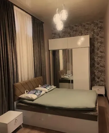 იყიდება 4 ოთახიანი ბინას 90მ² 1/2 სართ თბილისი