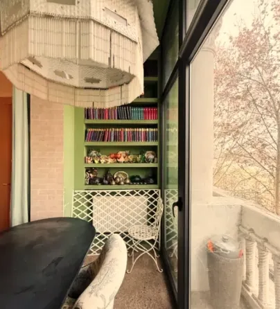 იყიდება 4 ოთახიანი ბინას 80მ² 5/6 სართ თბილისი