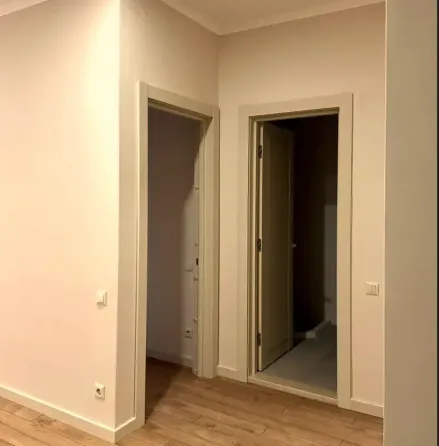 იყიდება 2 ოთახიანი ბინას 58.4მ² 5/25 სართ თბილისი