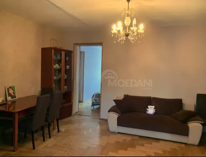 Იყიდება 6 ოთახიანი ბინას $125 000 თბილისში 160მ² 2/9 სართ თბილისი - photo 11