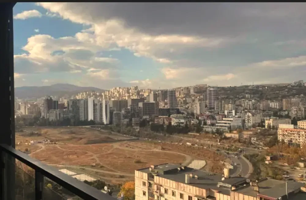 Продам 3-комн. квартиру 85м² 9/14 эт. Тбилиси - изображение 2