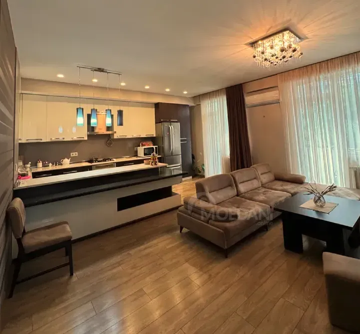 Продам 4-комн. квартиру 145м² 2/10 эт. Тбилиси - изображение 2