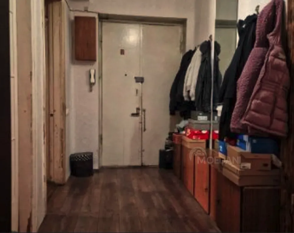 იყიდება 5 ოთახიანი ბინას 140მ² 2/4 სართ თბილისი - photo 4