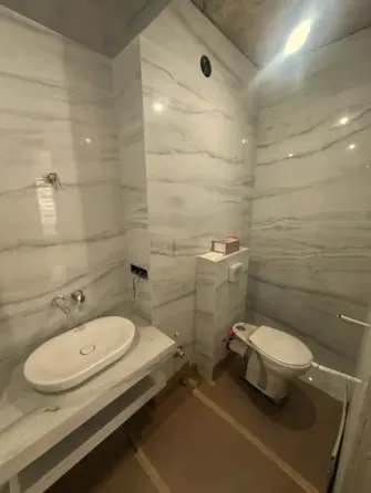 იყიდება 4 ოთახიანი ბინას 100მ² 8/20 სართ თბილისი