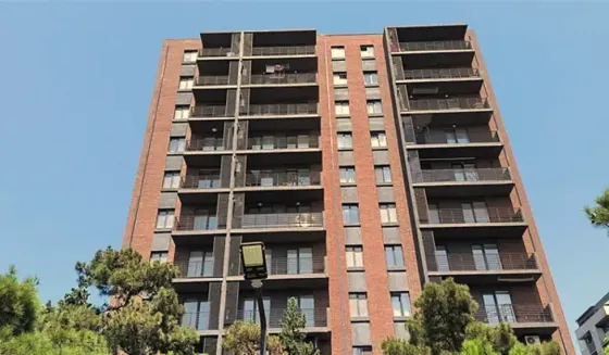 იყიდება 3 ოთახიანი ბინას 65მ² 6/12 სართ თბილისი