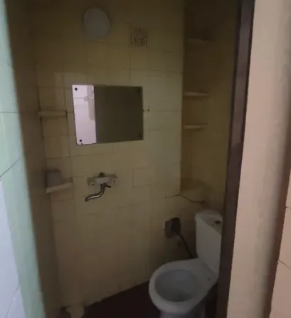 იყიდება 4 ოთახიანი ბინას 92მ² 8/9 სართ თბილისი