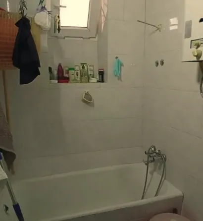 იყიდება 4 ოთახიანი ბინას 100მ² 3/4 სართ თბილისი