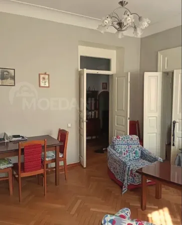 Იყიდება 4 ოთახიანი ბინას $120 000 თბილისში 100მ² 3/4 სართ თბილისი - photo 1