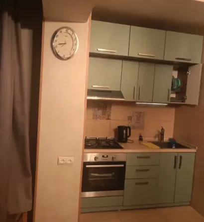 იყიდება 4 ოთახიანი ბინას 120მ² 2/8 სართ თბილისი