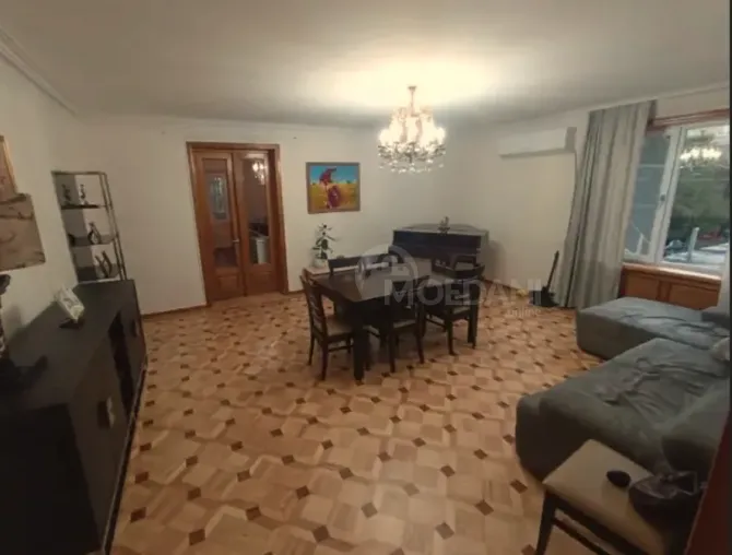 Იყიდება 4 ოთახიანი ბინას $131 000 თბილისში 120მ² 2/8 სართ თბილისი - photo 1