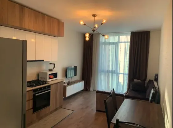 იყიდება 2 ოთახიანი ბინას 53მ² 13/18 სართ თბილისი