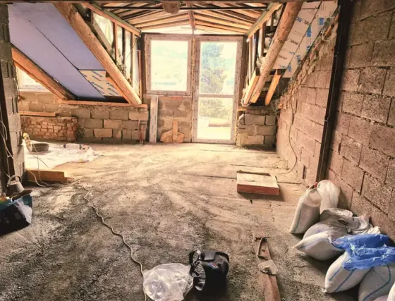 იყიდება 2 ოთახიანი ბინას 55მ² 6/6 სართ თბილისი