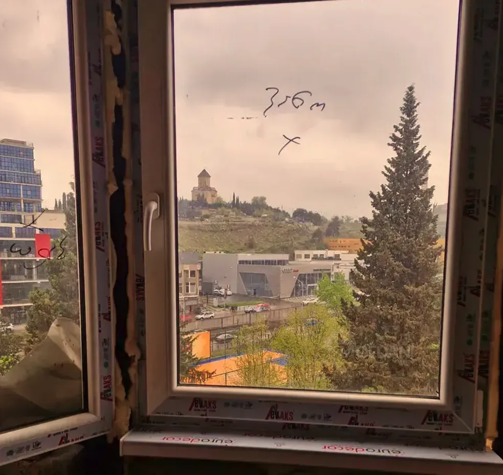 იყიდება 2 ოთახიანი ბინას 55მ² 6/6 სართ თბილისი - photo 4