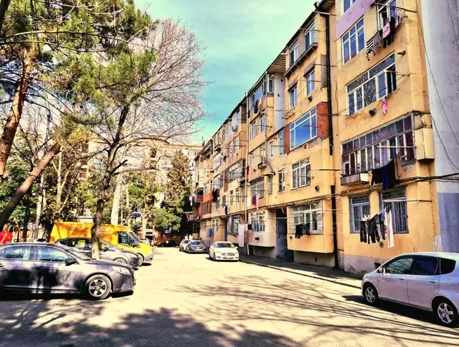 იყიდება 2 ოთახიანი ბინას 55მ² 6/6 სართ თბილისი - photo 2